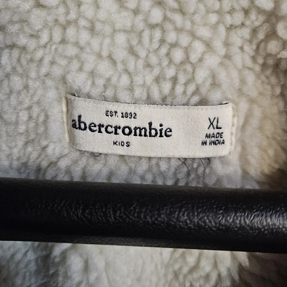 ABERCROMBIE KIDS SHERPA LINED MILITARY PARKA SZ X-LARGE